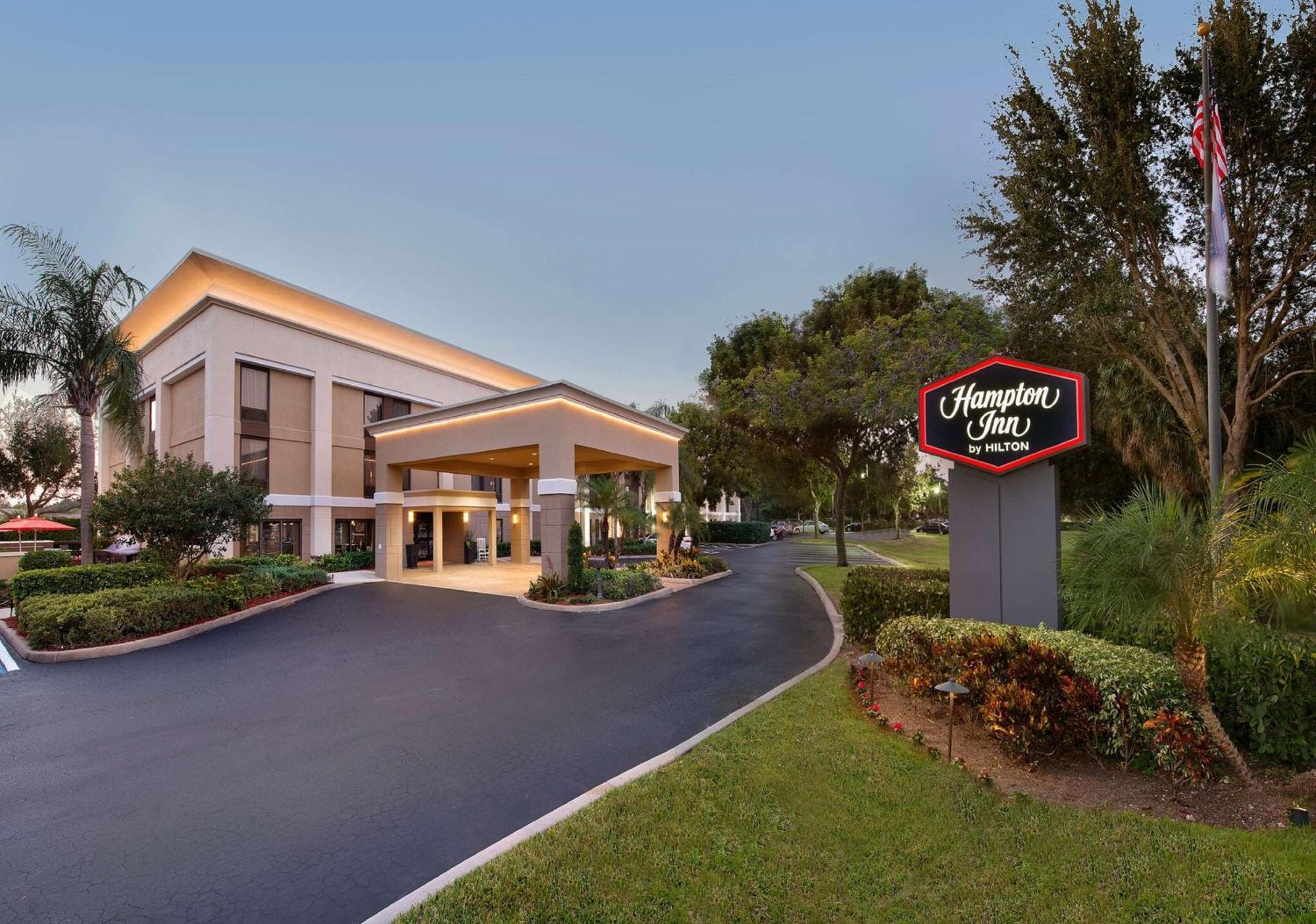 Hampton Inn Naples - I-75 Exteriör bild